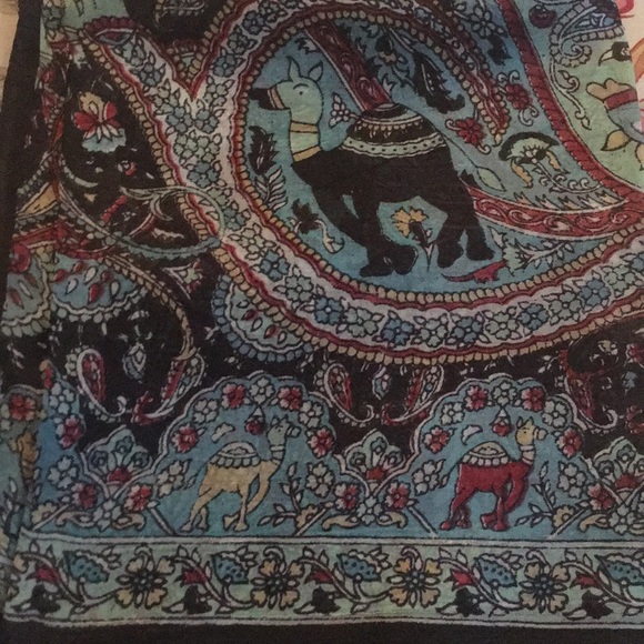 Handprinted Silk Scarf ๐ค๐๐งก - Picture 3 of 5